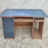 میز کامپیوتر