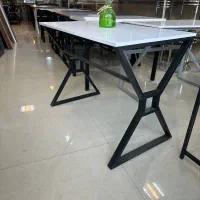 میز تحریر کامپیوتر (پایه پروانه)