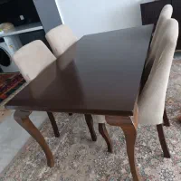 میز غذاخوری