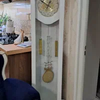 ساعت ایستاده