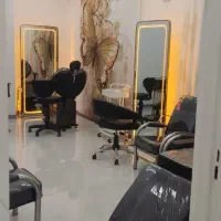 میز ناخن صندلی پرده|آرایشگاه و سالنهای زیبایی|قزوین, |دیوار