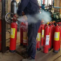 استخدام کارگر ساده