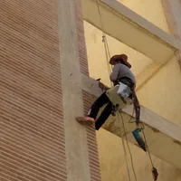پیچ و رول پلاک و شستشوی نما بدون داربست|خدمات پیشه و مهارت|اصفهان, کوی امیریه|دیوار