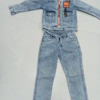 تعدادی لباس کودک