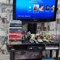 ال سی دی ۳۲ اینچ اصل کره با میز