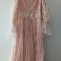 لباس مجلسی و عقد|لباس|ری, سرتخت|دیوار