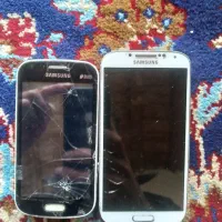 گوشی سامسونگ و اوراقی