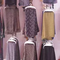 انواع شال پائیزی جدید رسیدقیمت فقط ۱۲۸هزار تومان