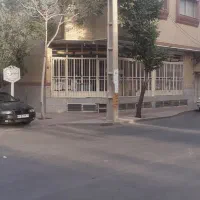 مغازه۳۵متری دو نبش بَرِ خیابان اصلی|اجارهٔ مغازه و غرفه|اصفهان, سروستان|دیوار