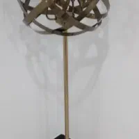 آباژور ایستاده|چراغ خواب و آباژور|اندیشه, اندیشه فاز ۳|دیوار