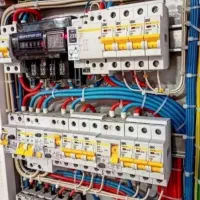 برقکار صنعتی وساختمان