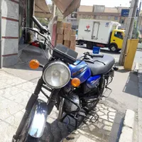باکسر ۱۲۵ هندا آپاچی پالس