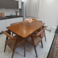 میز نهارخوری چوبی ۶ نفره