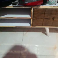 میز تلویزیون تمیز و درحد