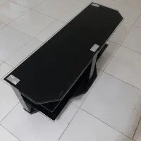 میز زیر تلویزیون