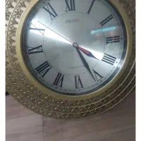 ساعت دیواری قدیمی