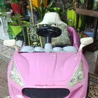 ماشین شارژی ،فقط برای دکوری ومخصوص آرایشگاه ها