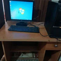 کامپیوتر به همراه میز|رایانه رومیزی|مشهد, وحید|دیوار