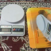 ترازوی اشپزخانه ۱۰کیلو گرمی