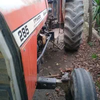 تراکتور|خودرو سنگین|چوبر, |دیوار