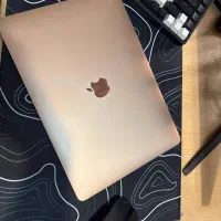مک بوک ایر m1 13inch 8g ram 256 SSD
