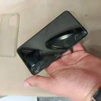 موبایل vocal v0