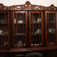 بوفه جادار ، ویترین