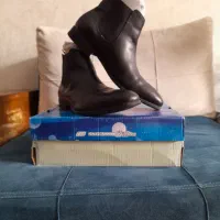 نیم بوت چرم طبیعی اسکیچرز سایز ۴۵.۴۶