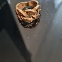 مقداری طلا در حد نو حدودا ۶۰ گرم