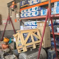 جرثقیل چرخ دار باتحمل بار1500 کیلوگرم