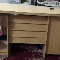 میز  تحریر اداری مناسب برای مغازه