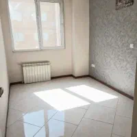 آپارتمان ۷۰ متری / ۲خوابه / خیابان بیات
