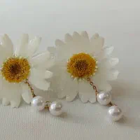 گوشواره رزینی رنگ ثابت