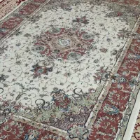 فرش ۴متری خوش نقش و نگار