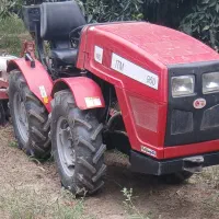 راننده تراکتور باغی