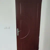 درب اتاق خواب و سرویس