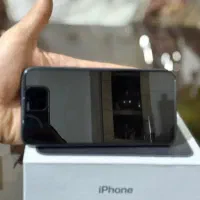 آیفون ۱۱ نرمال|موبایل|میانه, |دیوار