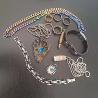 گردنبند و دستبند