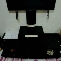 میز تلویزیون شیشه ای