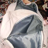 کیف مدرسه|کیف، کفش، کمربند|رشت, فخب|دیوار