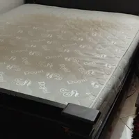 تخت و تشک