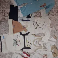 تعدادی لباس نوزادی