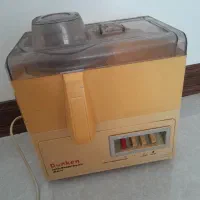 آبمیوه گیری. توستر