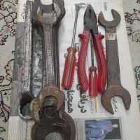 انبر دست  پیچ گوشتی و آچار