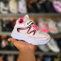 کتونی بچگانه مدل فانتوم سایز ۳۱ تا ۳۵|کفش و لباس بچه|اراک, |دیوار