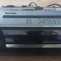 رادیو ضبط قدیمی آیوا