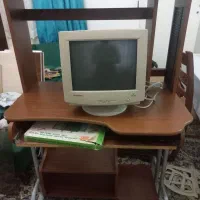 میز کامپیوتر کاملا نو