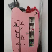 کمد لباس و عروسک دخترانه