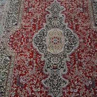 یک عدد فرش ۶ متری