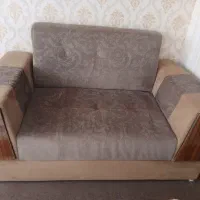 فروش ۲دست مبل راحتی وسلطنتی|مبلمان خانگی و میز عسلی|بجنورد, |دیوار